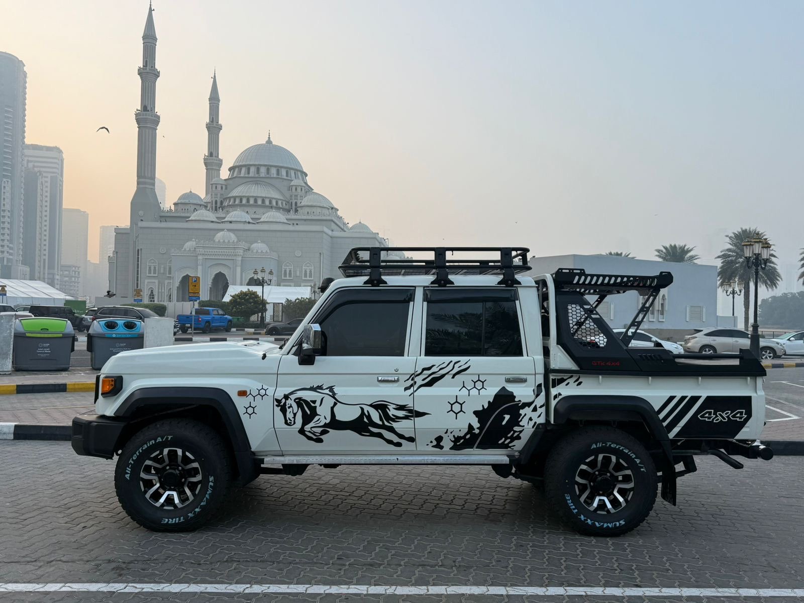 Land Cruiser HardTop 2017 Double Cabin image